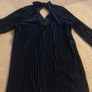 Navy/velvet blouse